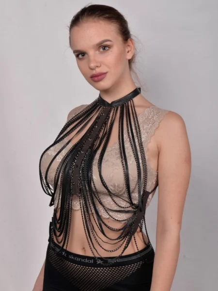 Hong Kong handmade leather stage top with light-catching chain rows – view 2