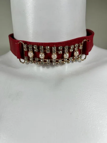 Štras handmade leather statement necklace with shimmering chain