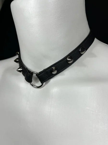 Damiano handmade leather chain necklace with slim strap
