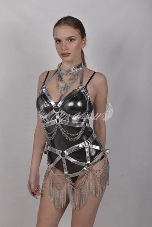 Original Gaga adjustable leather and chain two-piece stage set – view 2