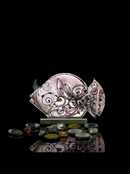 Orata glass fish in translucent Crystal Edition, hand painted with light-refracting brushwork