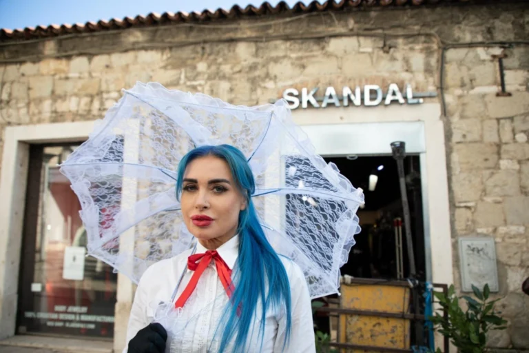 The Funeral of Skandal, performance by Olja Einfalt, Split 2023 (7/9)