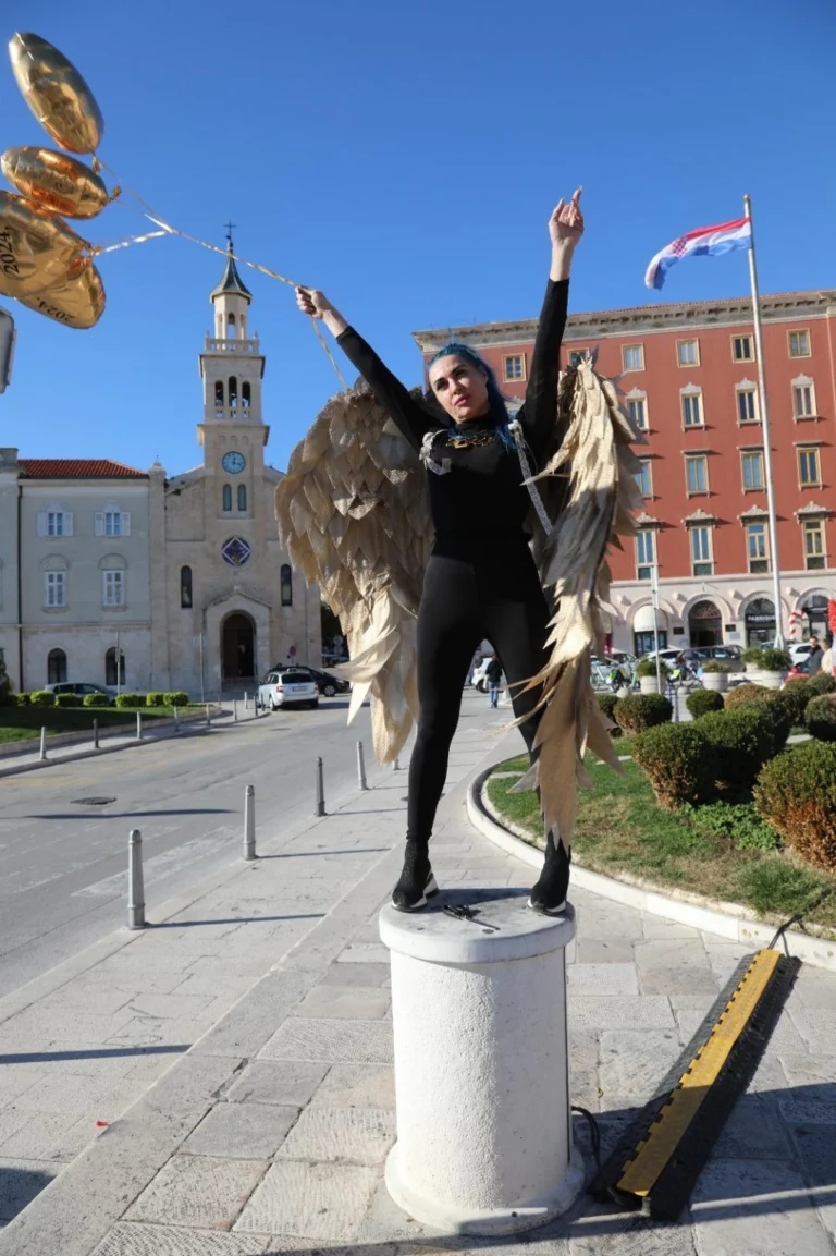 Split Is Dying, performance by Olja Einfalt, Split 2023 (7/7)